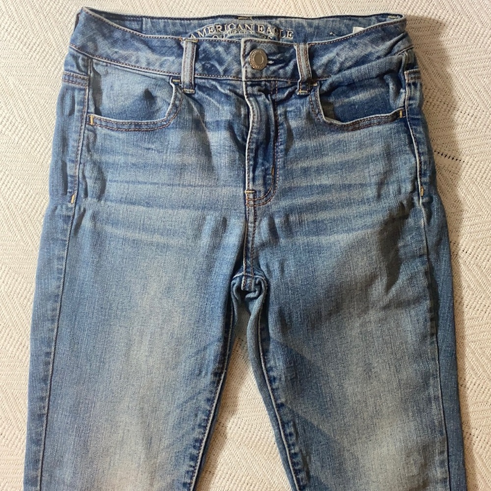 Hi-Rise Jeggings from American Eagle - Size 4